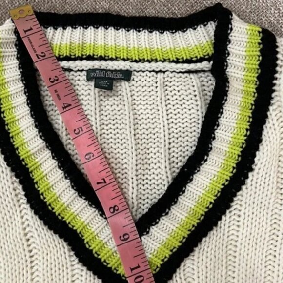 Wild Fable Target Cropped V Neck preppy tennis sweater w/ striped detailing - M - Picture 7 of 7